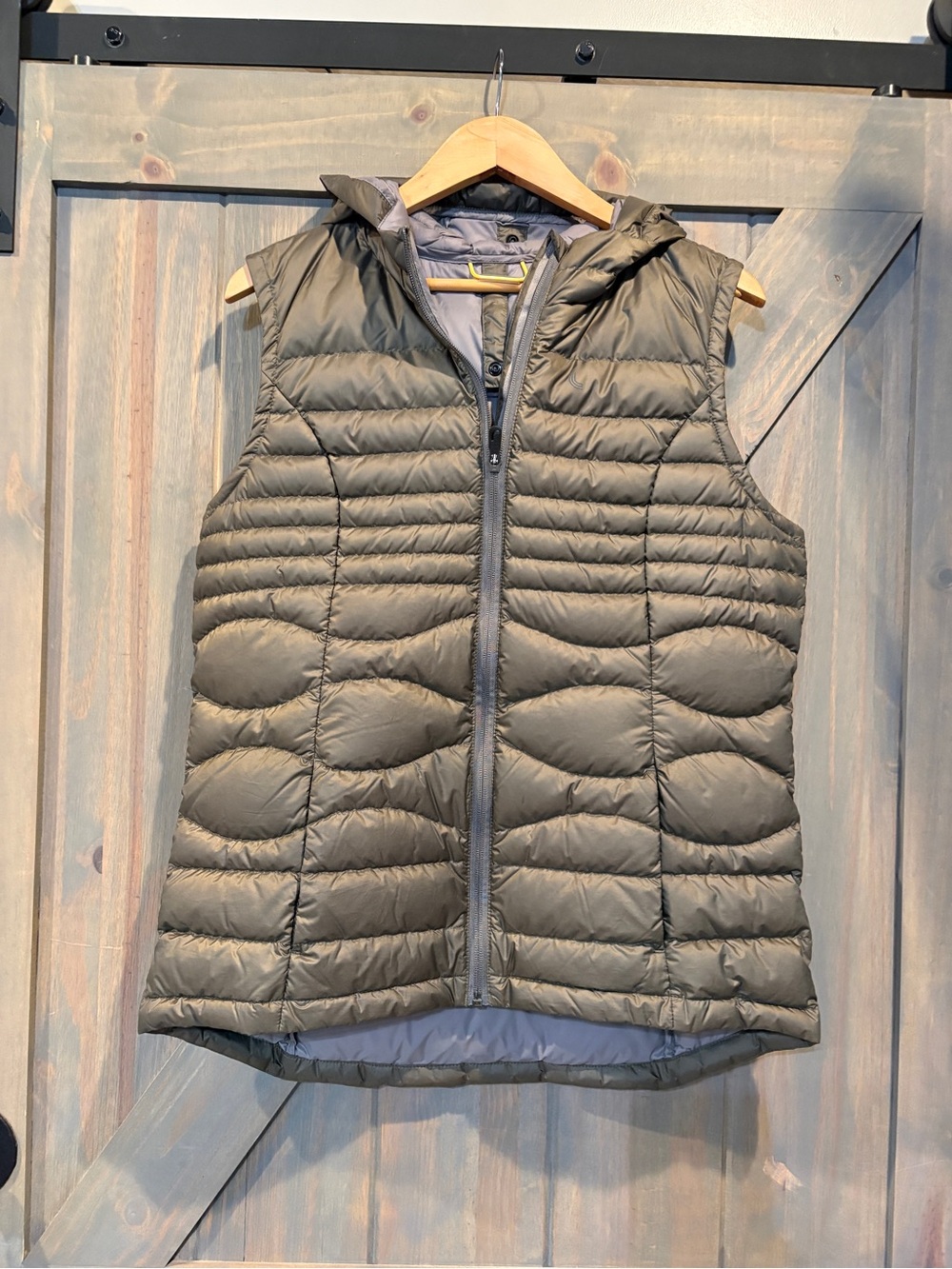Women’s Lole Hooded Quilted Puffer Vest - Olive